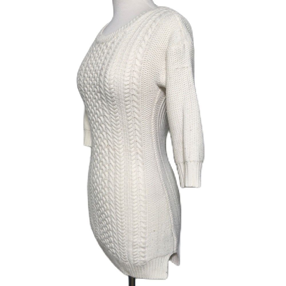 Pink Rose Woman’s Sweater/Dress Size M (KM0069)